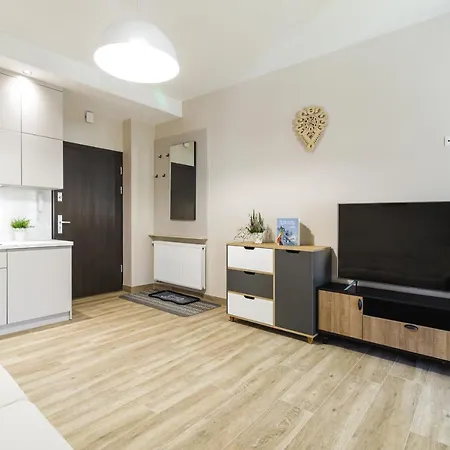 Jagiellońska 4*