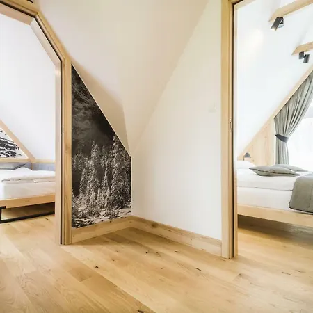 Hotel apartamentowy Jagiellońska 4*