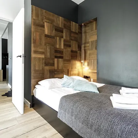 Hotel apartamentowy Jagiellońska 3*