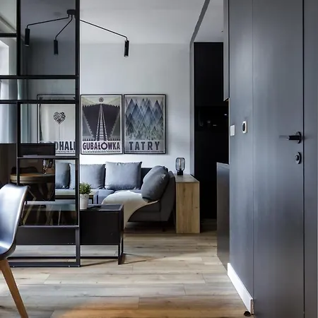 Jagiellońska Hotel apartamentowy 3*