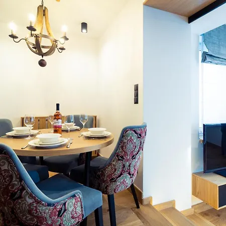 Hotel apartamentowy Jagiellońska 3*