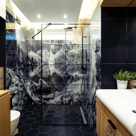 Mountain Jagiellonska Aparthotel 4*
